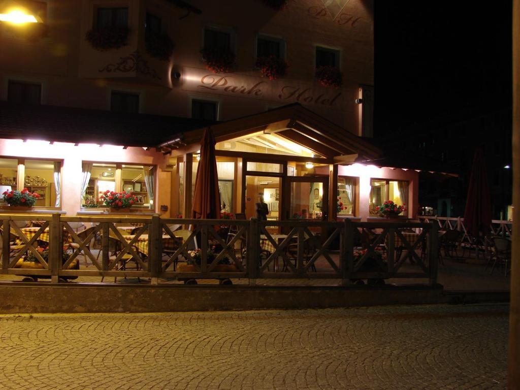 Park Hotel Santa Caterina di Valfurva Exterior foto